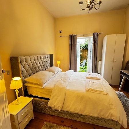 Apartamento Entire 1Bed Stratford Westfield Londres Exterior foto