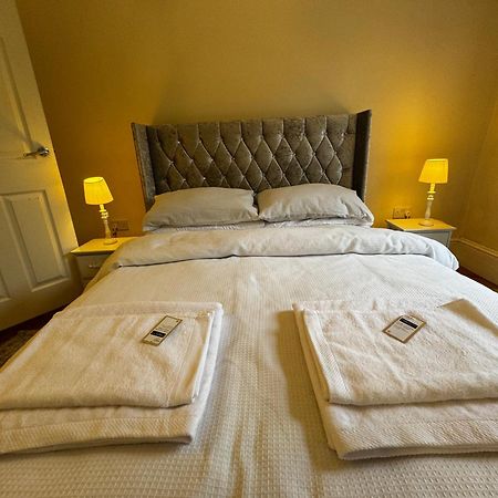 Apartamento Entire 1Bed Stratford Westfield Londres Exterior foto